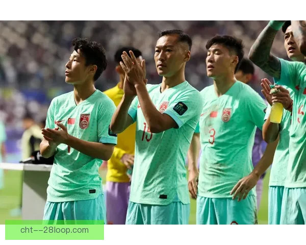 中国男足18强赛客场因判罚争议惜败卡塔尔遗憾出局 中国男足18强赛客场因判罚争议惜败卡塔尔遗憾出局
