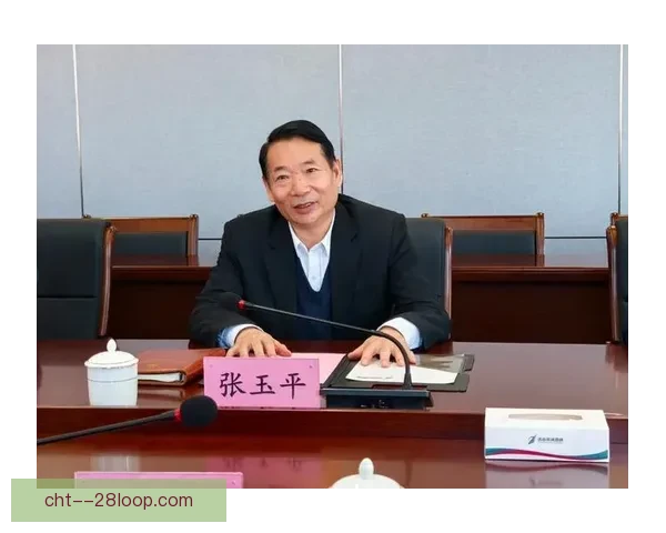 曼城宣布与官方航空公司续签五年战略合作协议携手共赢未来